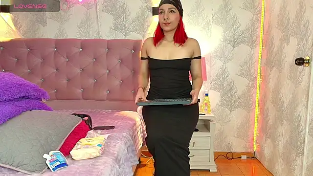 Amelie sutra online show from January 14, 2026, 6:24 pm