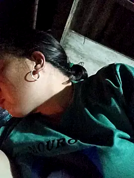 lux-angel online show from February 5, 2026, 2:54 pm