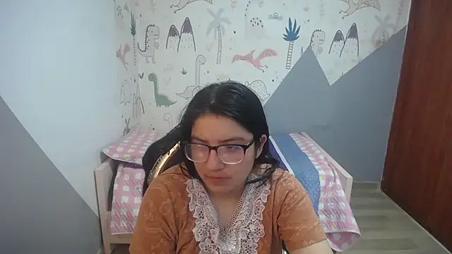 Snapshot of eva_smit_t chatting on December 19, 2025, 2:40 am eva smit t online show from December 19, 2025, 2:40 am