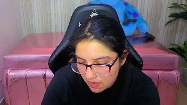 Snapshot of eva_smit_t chatting on February 13, 2026, 2:29 am eva smit t online show from February 13, 2026, 2:29 am