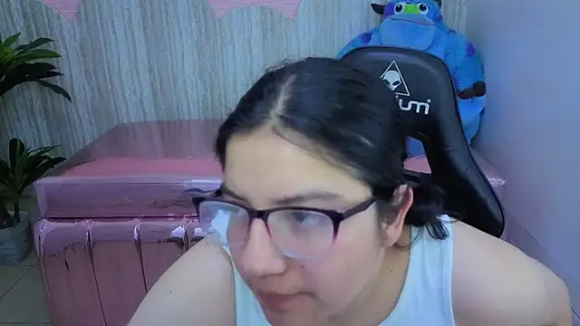 Snapshot of eva_smit_t chatting on February 14, 2026, 2:30 am eva smit t online show from February 14, 2026, 2:30 am