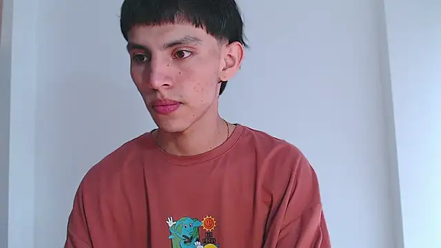 andrew courtzz online show from December 22, 2025, 8:50 pm