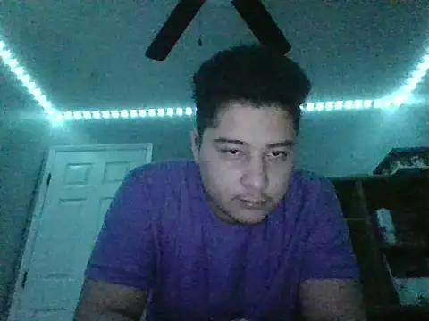 hotcaramelcream online show from December 4, 2025, 7:50 am