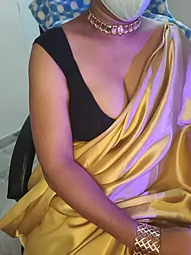 Preeti345 online show from July 13, 2026, 5:27 pm