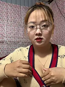 Samsam-006 online show from December 5, 2025, 2:31 am