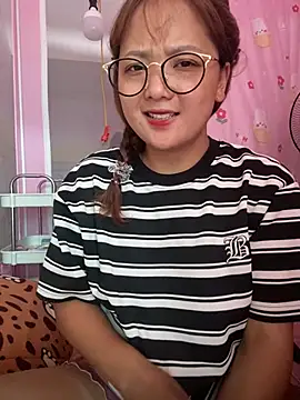 Samsam-006 online show from May 27, 2026, 2:52 am