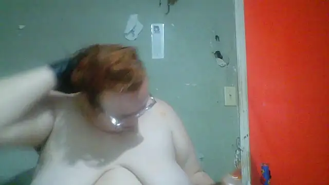 Rentastnrgurl online show from April 20, 2026, 7:37 pm