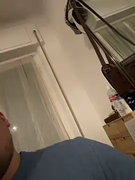 Snapshot of CharlyAlfa22 chatting on February 3, 2026, 11:43 pm CharlyAlfa22 online show from February 3, 2026, 11:43 pm