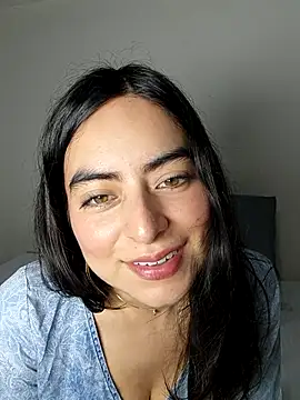 saasha Petit online show from March 2, 2026, 11:06 am