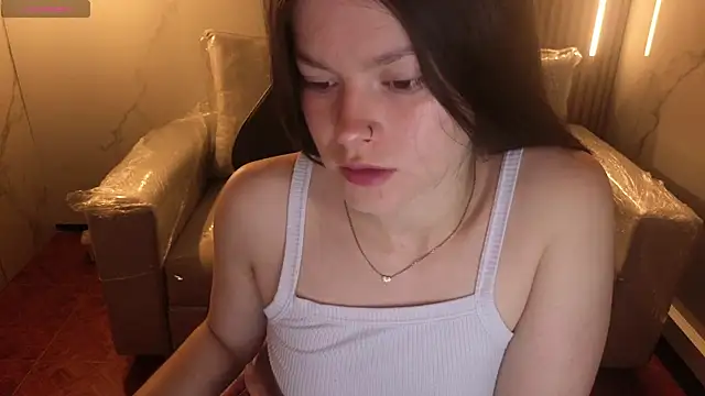 Sara valderrama  online show from December 18, 2025, 12:55 pm