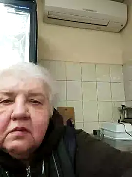 HapinessLovee online show from December 23, 2025, 6:22 am