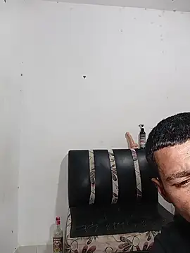 valenpaisita2123 online show from February 17, 2026, 1:02 am