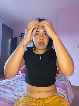 Snapshot of _Laurentt_ chatting on February 12, 2026, 11:16 am Laurentt online show from February 12, 2026, 11:16 am