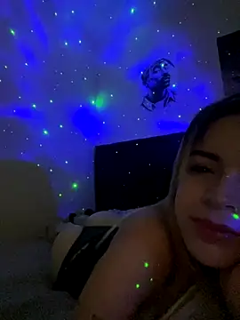 macblonde online show from December 5, 2025, 4:10 am