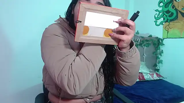 naomybenedetti online show from January 6, 2026, 12:42 pm