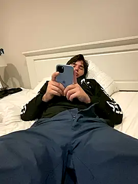 phantom898983 online show from December 21, 2025, 9:55 pm