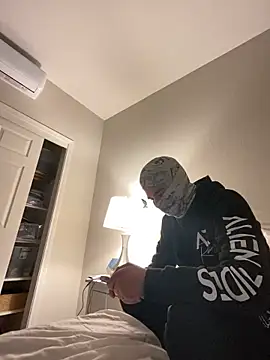 phantom898983 online show from April 7, 2026, 10:09 pm