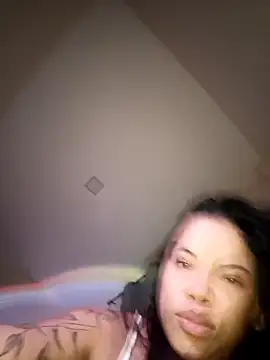 Cinpussie89 online show from April 23, 2026, 4:31 pm