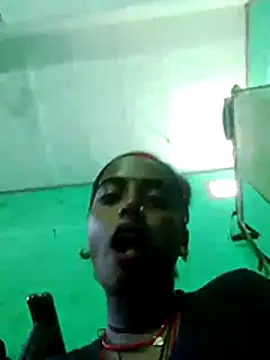 Snapshot of kami_sexe chatting on December 19, 2025, 9:49 am kami sexe online show from December 19, 2025, 9:49 am