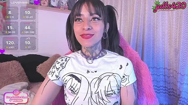 Julls420  online show from May 16, 2026, 3:58 am