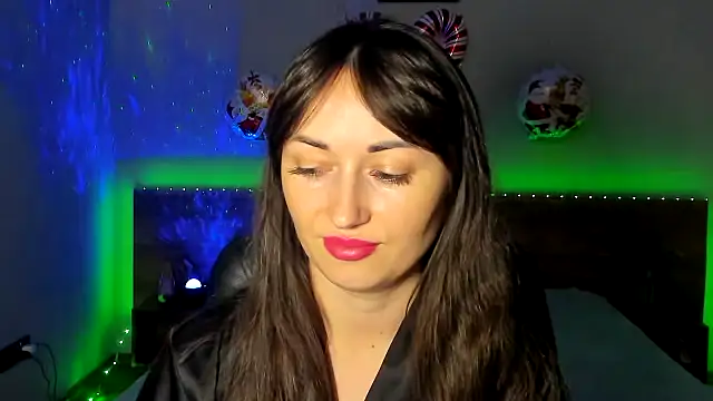 Snapshot of RosiAlina chatting on January 13, 2026, 9:14 am RosiAlina online show from January 13, 2026, 9:14 am