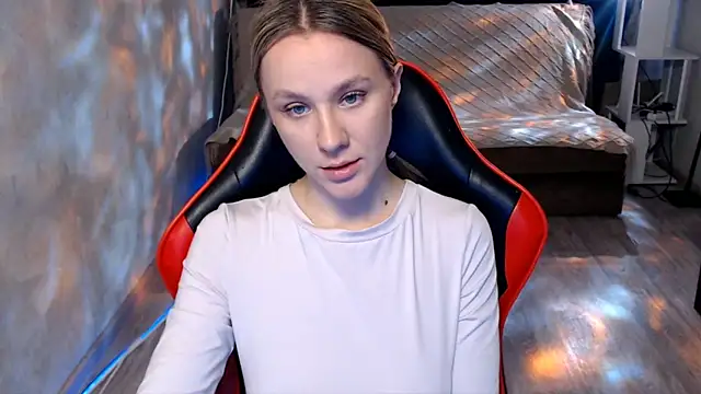 MiaBun1 online show from March 11, 2026, 3:56 am