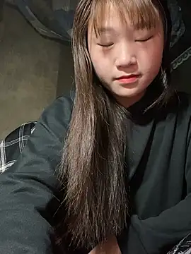 hinata-xx online show from February 1, 2026, 4:55 am