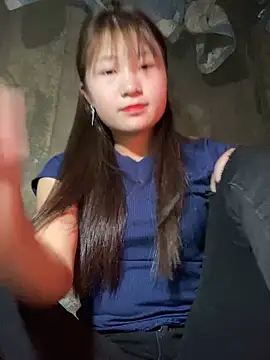 hinata-xx online show from February 8, 2026, 5:33 am