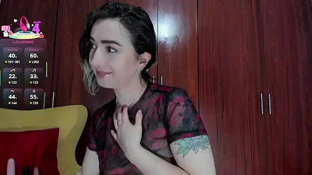 Snapshot of carly_grasso chatting on February 28, 2026, 10:05 am carly grasso online show from February 28, 2026, 10:05 am