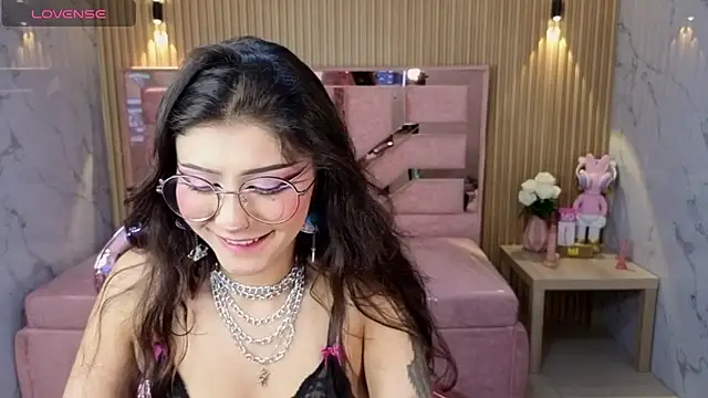 miss devil s online show from February 20, 2026, 3:03 am