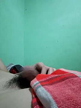 Sqinny Teen online show from December 18, 2025, 6:47 pm