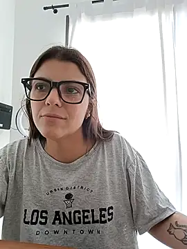 lililovexx online show from February 11, 2026, 7:30 pm