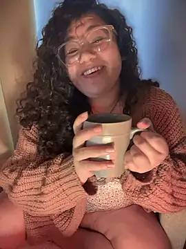 Snapshot of VanesssaMilf_ chatting on January 18, 2026, 3:27 pm VanesssaMilf online show from January 18, 2026, 3:27 pm