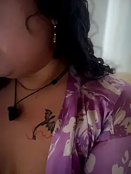 Snapshot of VanesssaMilf_ chatting on February 16, 2026, 6:48 pm VanesssaMilf online show from February 16, 2026, 6:48 pm