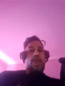 maannn8962 online show from February 18, 2026, 12:06 am