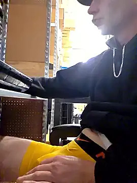 mythicbonez69 online show from January 13, 2026, 2:17 am