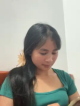 Him MountainGirl online show from March 14, 2026, 3:50 pm