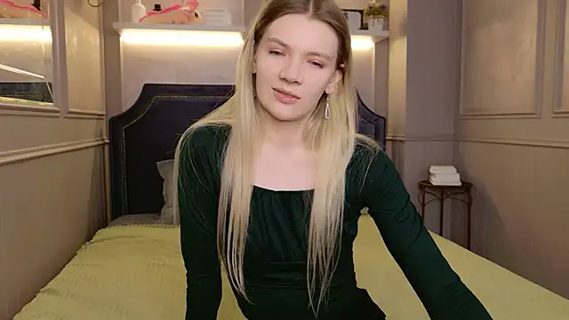 Vivien Hans online show from March 3, 2026, 8:37 pm