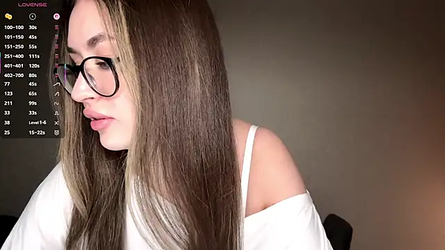 KiraBodrick online show from January 11, 2026, 3:06 pm