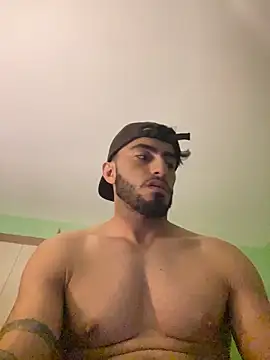 Mabriu70 online show from April 28, 2026, 3:44 am