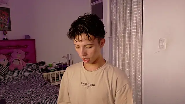 Dani Dancer online show from February 1, 2026, 12:09 am