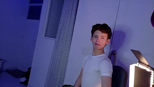 Dani Dancer online show from February 5, 2026, 11:31 pm