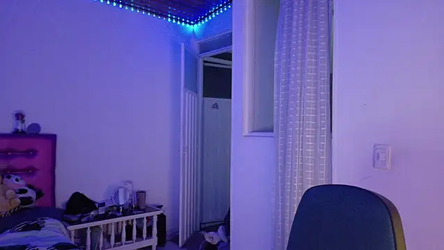 Dani Dancer online show from April 2, 2026, 11:13 pm