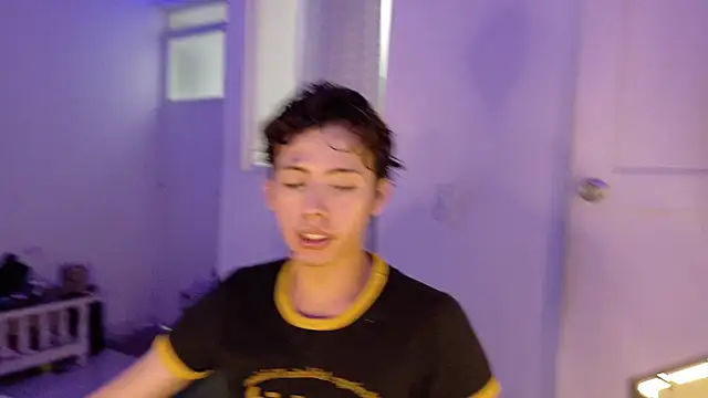 Dani Dancer online show from April 17, 2026, 9:40 pm