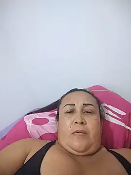 Nini Love  online show from May 23, 2026, 4:29 am