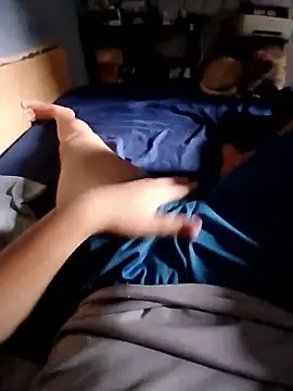 AVALIAminhaPika online show from January 9, 2026, 4:21 pm