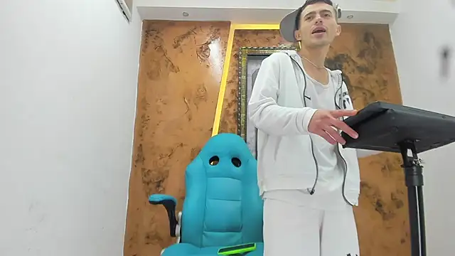 Snapshot of Jhostonex chatting on February 16, 2026, 3:35 am Jhostonex online show from February 16, 2026, 3:35 am