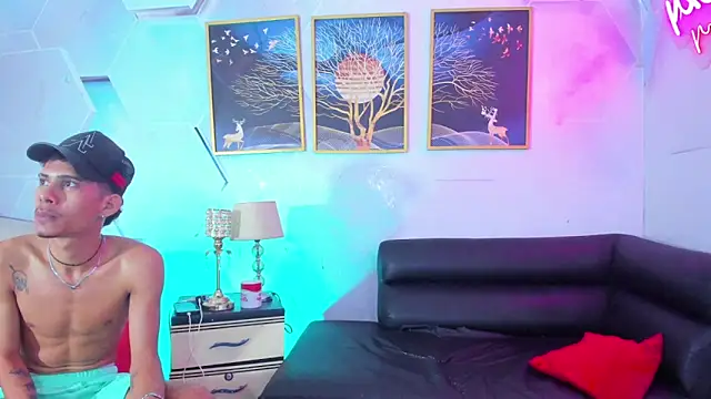 Alex jeins at online show from February 9, 2026, 2:10 pm