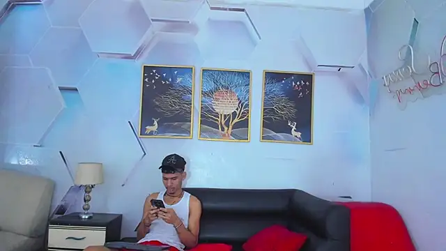 Alex jeins at online show from February 28, 2026, 2:51 pm