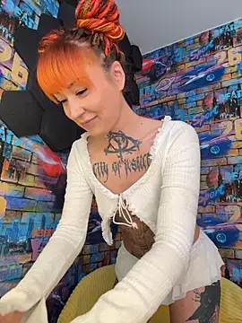 Tattoo  Moon online show from February 13, 2026, 11:23 pm